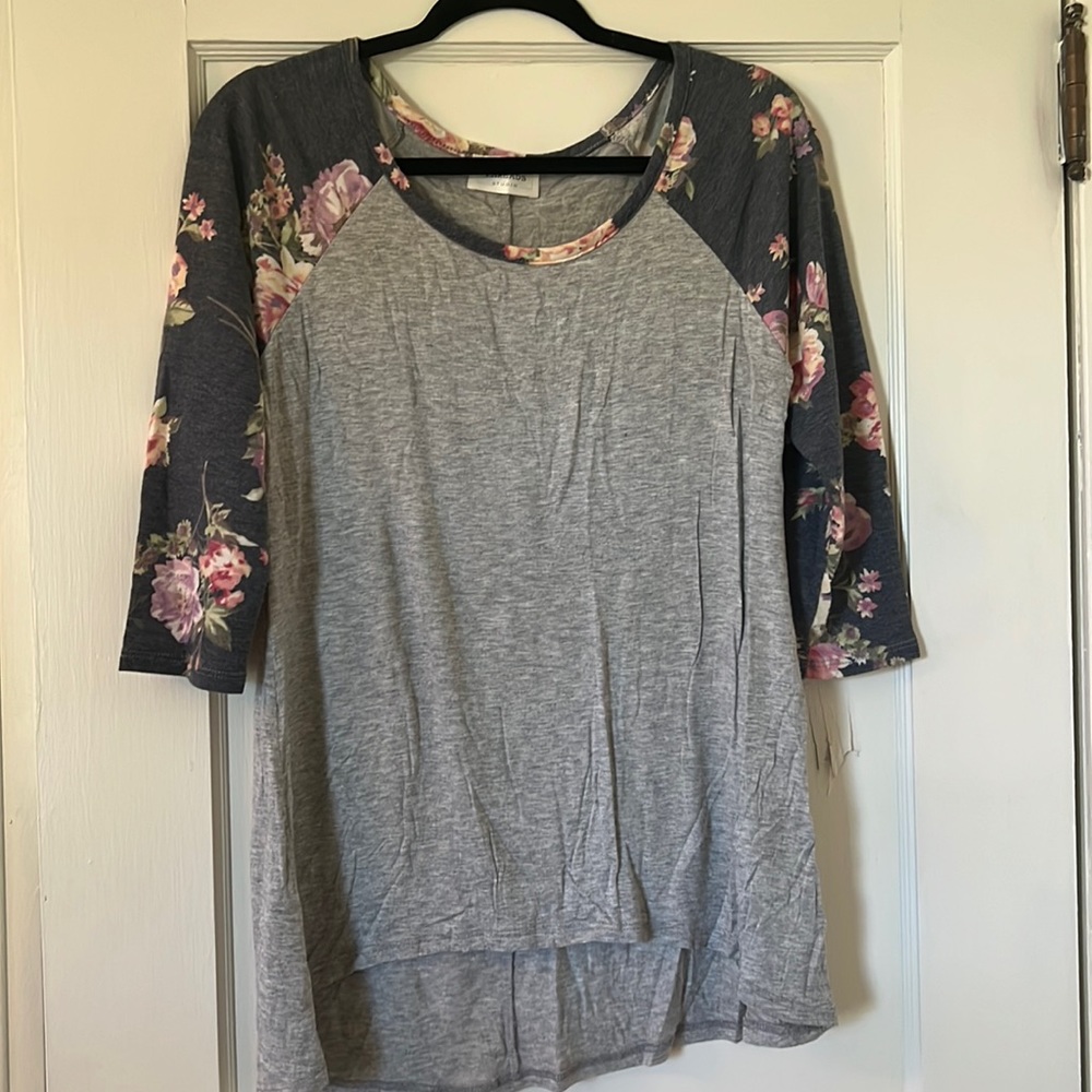 Three quarter length shirt